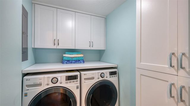 5770 MIDNIGHT PASS ROAD 404, Sarasota, FL 34242