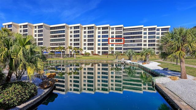 5770 MIDNIGHT PASS ROAD 404, Sarasota, FL 34242