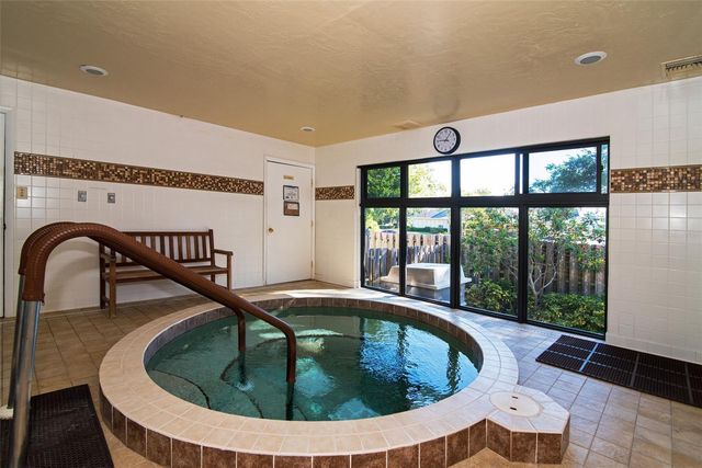 5770 MIDNIGHT PASS ROAD 404, Sarasota, FL 34242