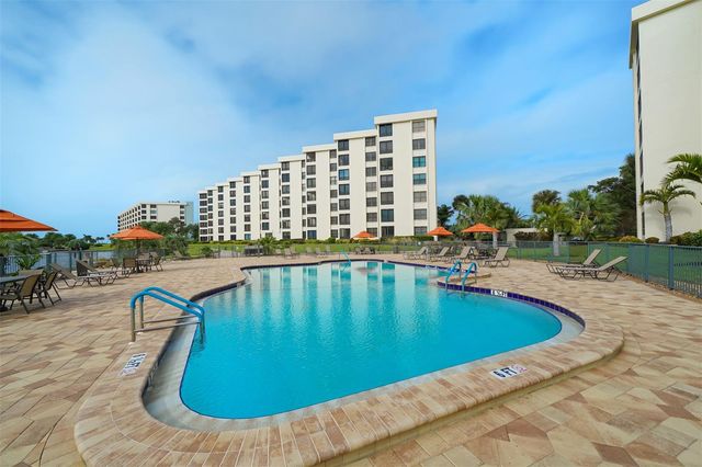 5770 MIDNIGHT PASS ROAD 404, Sarasota, FL 34242