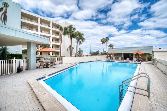 5770 MIDNIGHT PASS ROAD 404, Sarasota, FL 34242