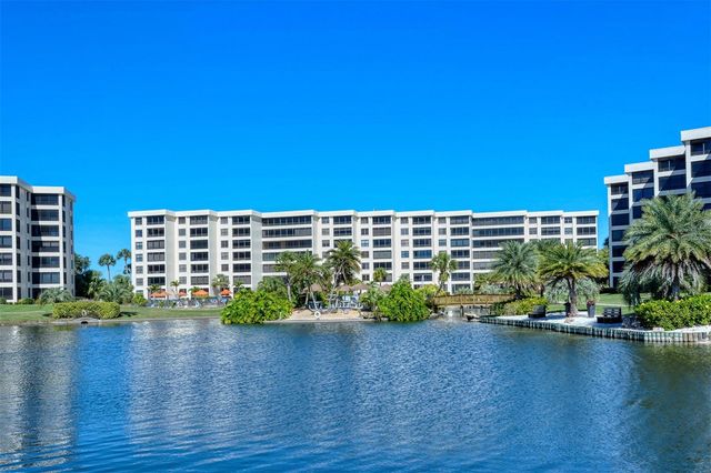 5770 MIDNIGHT PASS ROAD 404, Sarasota, FL 34242