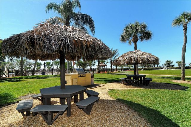 5770 MIDNIGHT PASS ROAD 404, Sarasota, FL 34242