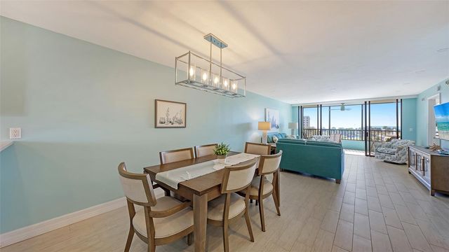 5770 MIDNIGHT PASS ROAD 404, Sarasota, FL 34242