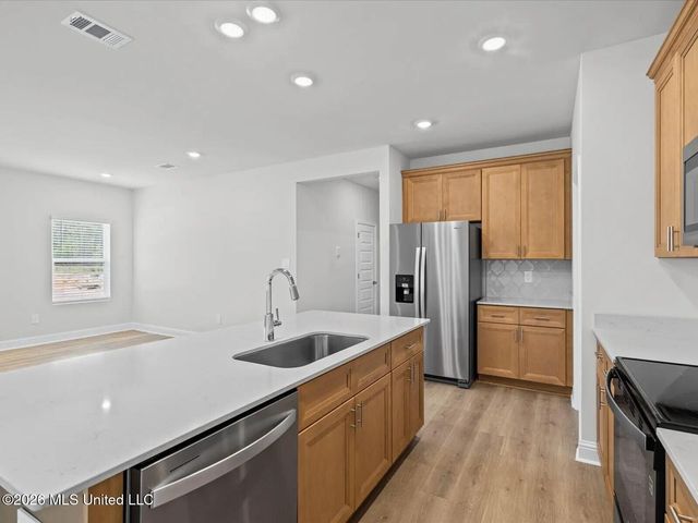 3727 Olivia Drive, Ocean Springs, MS 39564