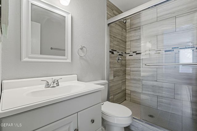 3911 QUASAR Court, El Paso, TX 79904