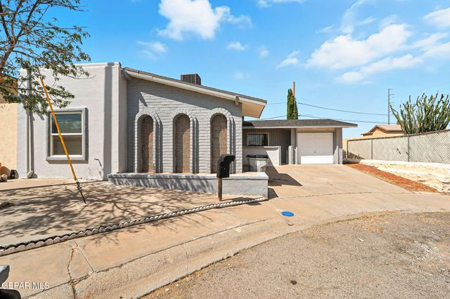 3911 QUASAR Court, El Paso, TX 79904