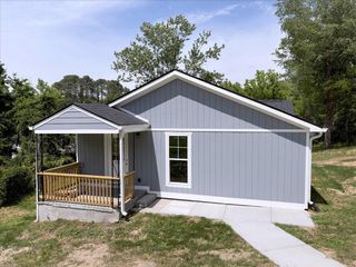 603 Orchard Terrace, Rossville, GA 30741