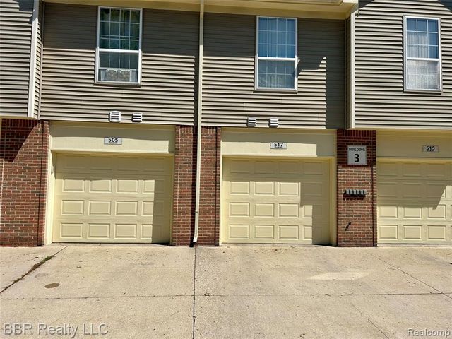 505 Mulberry Street 27, Wyandotte, MI 48192