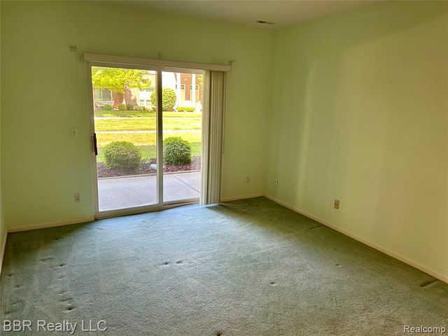 505 Mulberry Street 27, Wyandotte, MI 48192