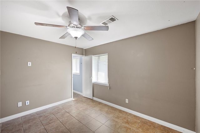 1329 S Tampa Avenue, Russellville, AR 72802