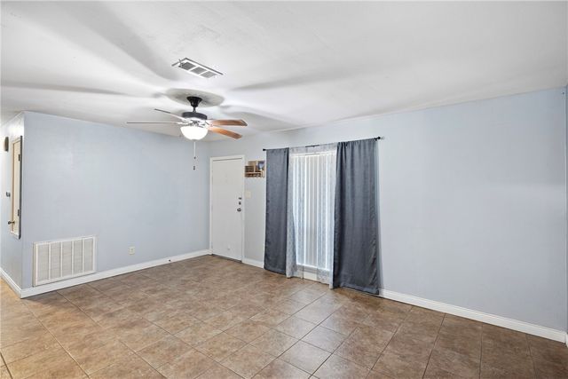 1329 S Tampa Avenue, Russellville, AR 72802