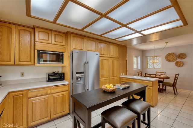 3025 Hollywell Place, Glendale, CA 91206