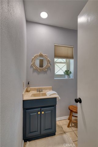 3025 Hollywell Place, Glendale, CA 91206