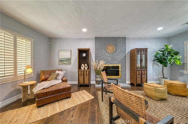 3025 Hollywell Place, Glendale, CA 91206