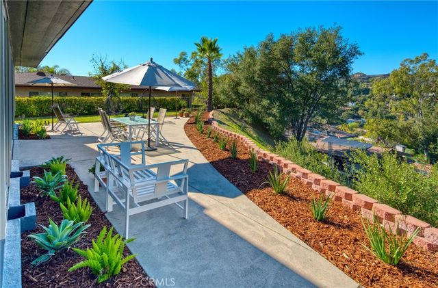 3025 Hollywell Place, Glendale, CA 91206