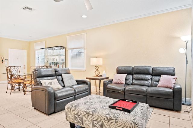 4212 Vineyard Circle, Weston, FL 33332