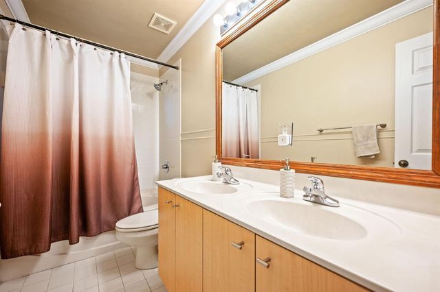 4212 Vineyard Circle, Weston, FL 33332