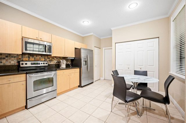 4212 Vineyard Circle, Weston, FL 33332