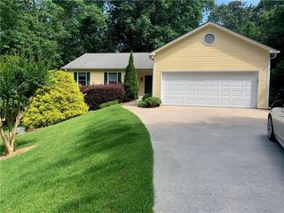 2468 Venture Drive, Gainesville, GA 30506