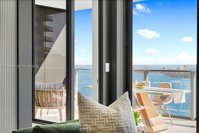 650 NE 32nd St 4405, Miami, FL 33137