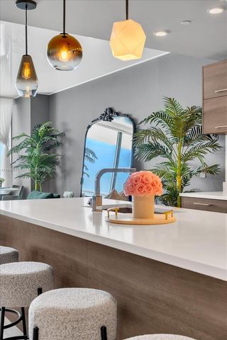 650 NE 32nd St 4405, Miami, FL 33137