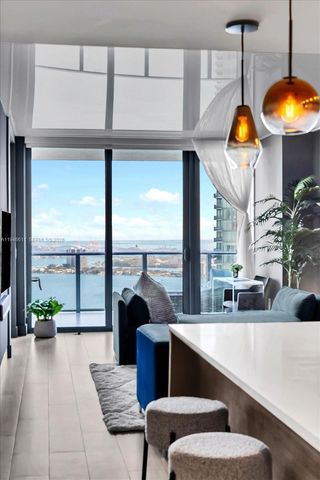 650 NE 32nd St 4405, Miami, FL 33137