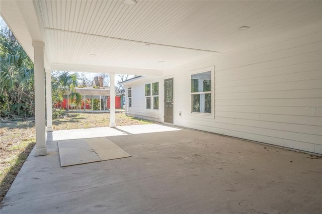 911 N 14TH STREET, Palatka, FL 32177