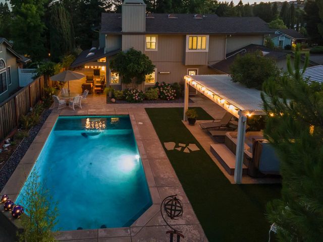 2616 Alana Ct, Cameron Park, CA 95682