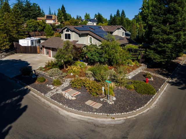 2616 Alana Ct, Cameron Park, CA 95682