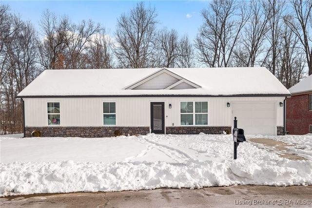 850 Twin Oaks Drive, Henryville, IN 47126