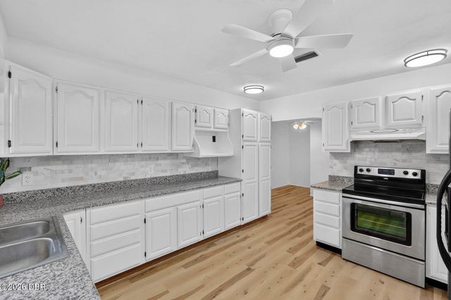 7 Jeanette Drive, Deland, FL 32720