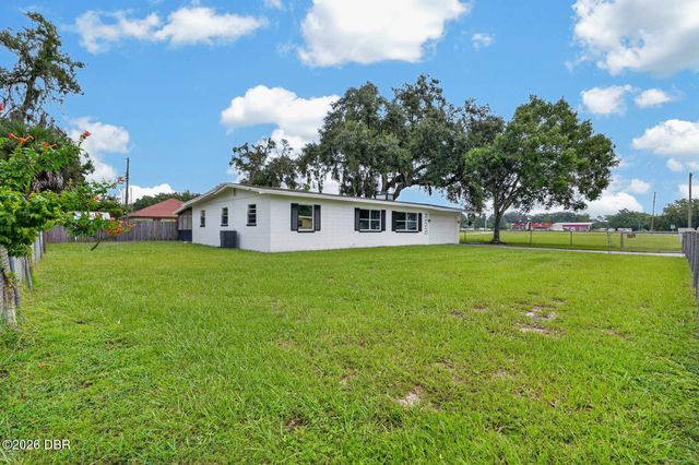 7 Jeanette Drive, Deland, FL 32720