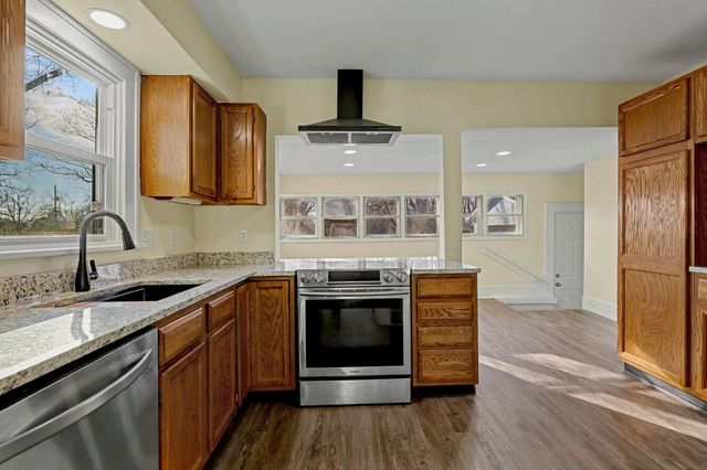 3211 N Porter Ave, Wichita, KS 67204