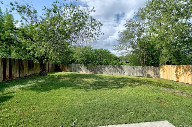 9507 SIMPLICITY DR, San Antonio, TX 78245