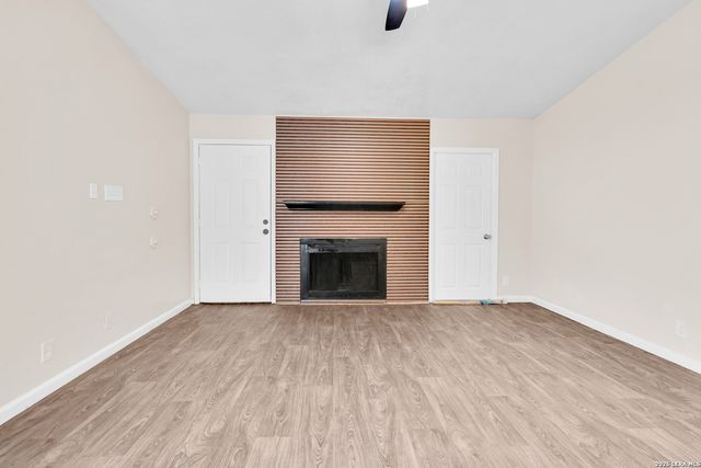 9507 SIMPLICITY DR, San Antonio, TX 78245