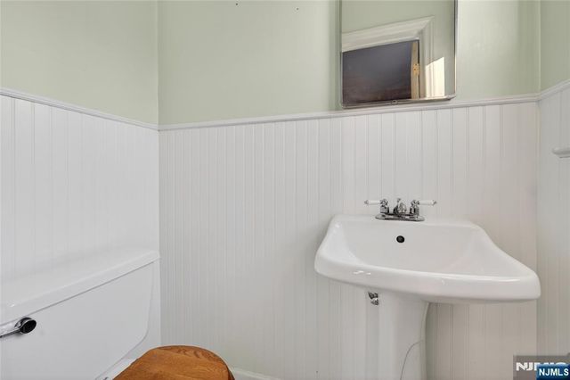 71 Allwood Place, Clifton, NJ 07012