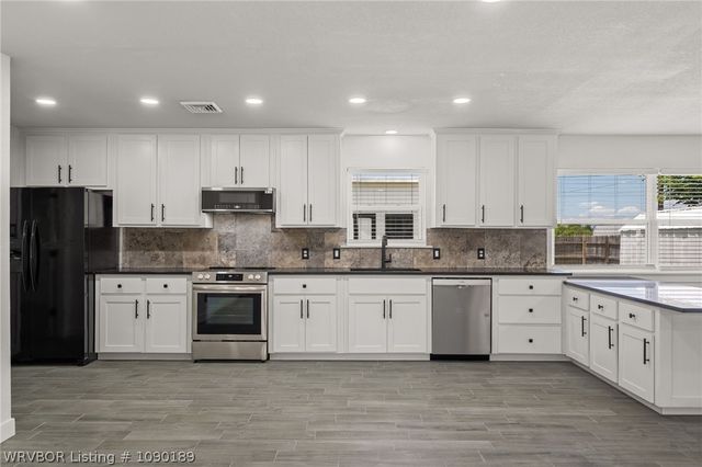 217 Baylor Circle, Fort Smith, AR 72908