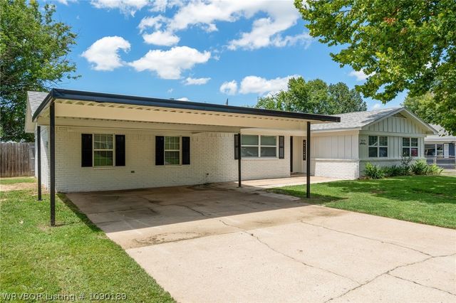 217 Baylor Circle, Fort Smith, AR 72908