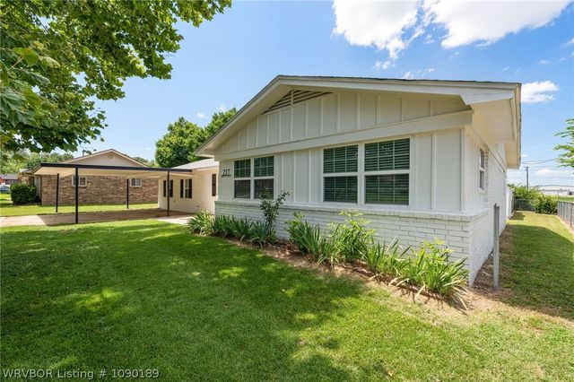 217 Baylor Circle, Fort Smith, AR 72908