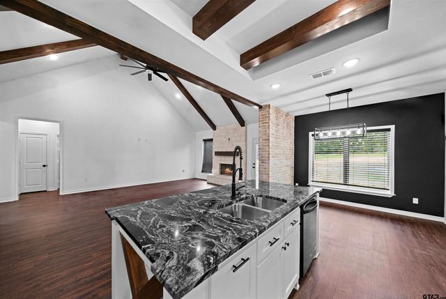 10837 CR 429, Tyler, TX 75704