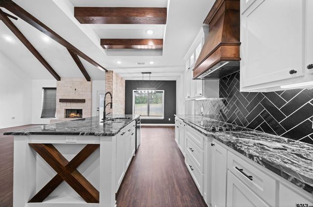10837 CR 429, Tyler, TX 75704