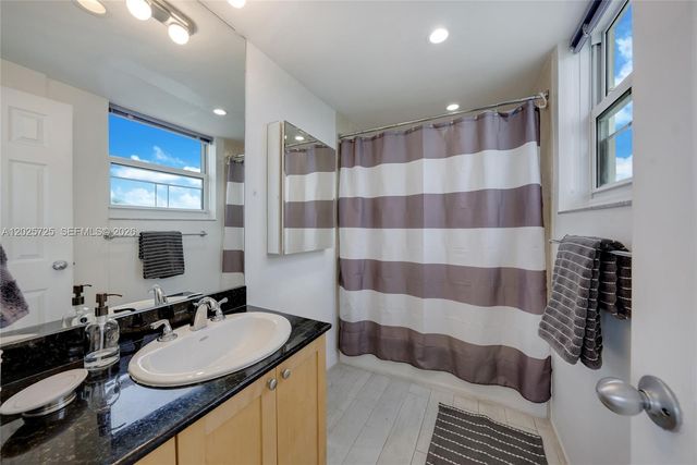 10350 W Bay Harbor Drive 4R, Bay Harbor Islands, FL 33154