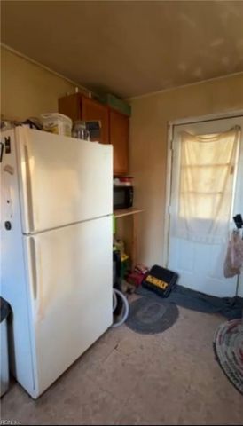 8223 McCloy RD, Norfolk, VA 23505