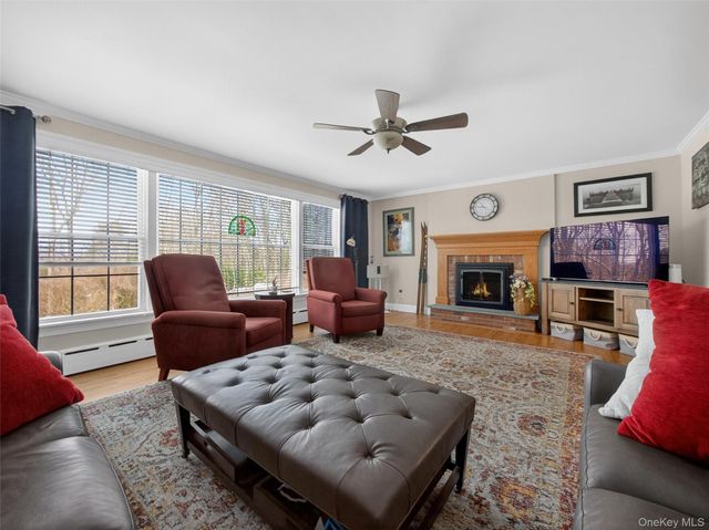 1 Farview Terrace, Suffern, NY 10901