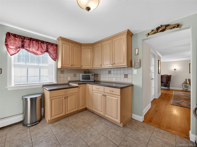 1 Farview Terrace, Suffern, NY 10901