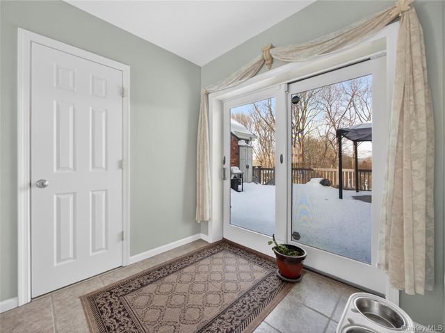 1 Farview Terrace, Suffern, NY 10901
