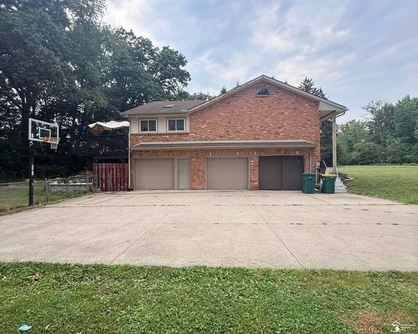 14510 Hannan Road, Romulus, MI 48174