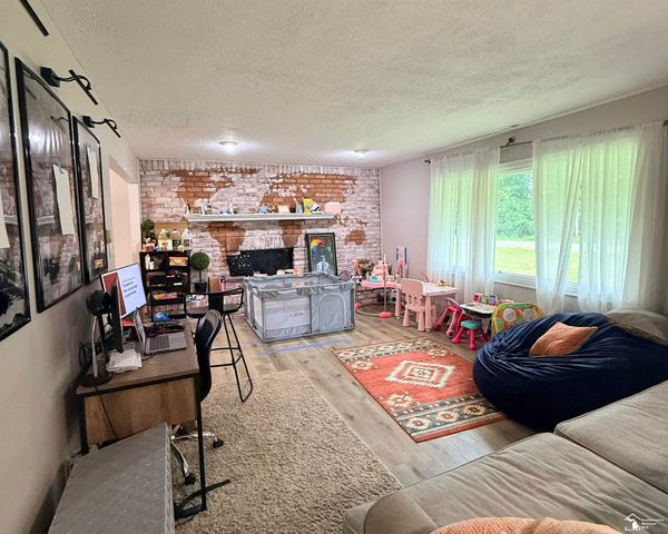 14510 Hannan Road, Romulus, MI 48174