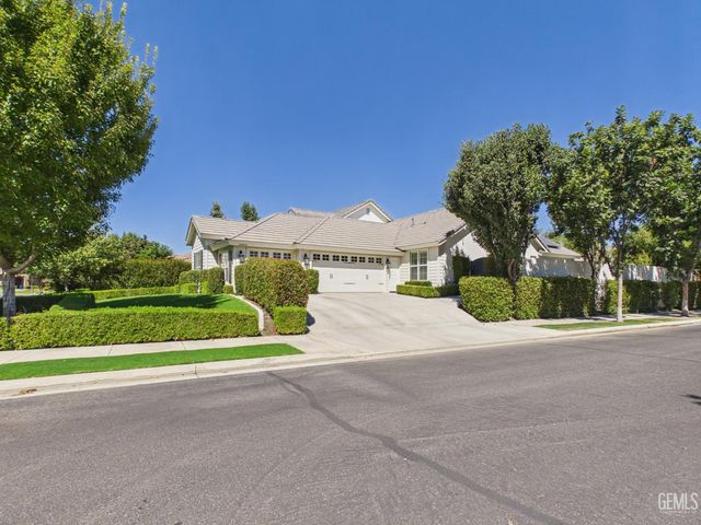 12800 Eversham Drive, Bakersfield, CA 93311